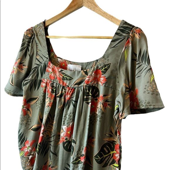NWT SADIE & SAGE Tropical Print Short Sleeve Top - Picture 6 of 11